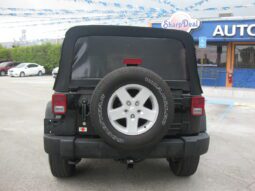 
										2017 Jeep Wrangler Unlimited Sport full									