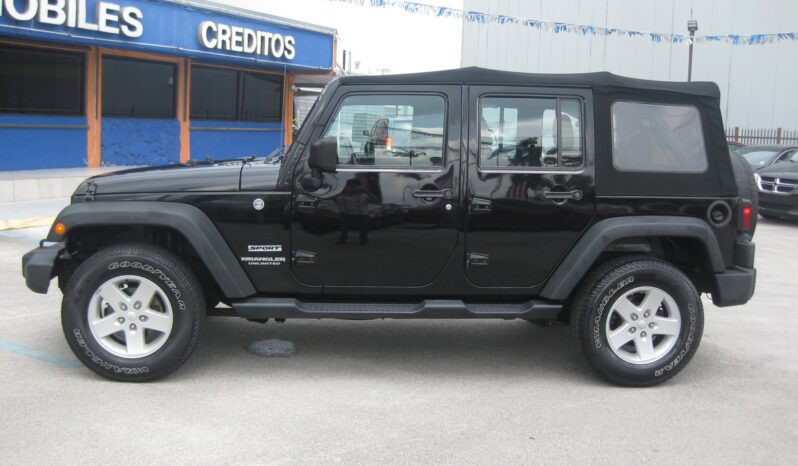 
								2017 Jeep Wrangler Unlimited Sport full									