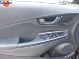 
										2021 Hyundai Kona SE full									