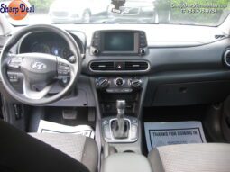 
										2021 Hyundai Kona SE full									