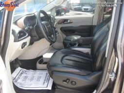 
										2021 Chrysler Voyager LXi full									