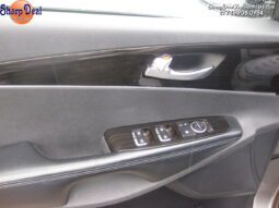 
										2019 Kia Sorento EX V6 full									