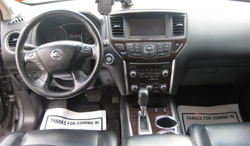 
								2015 Nissan Pathfinder full									
