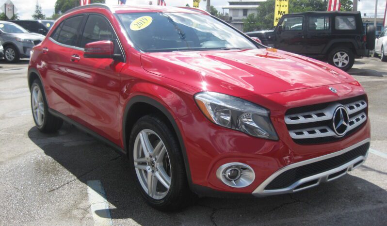 
								2019 Mercedes-Benz GLA 250 full									