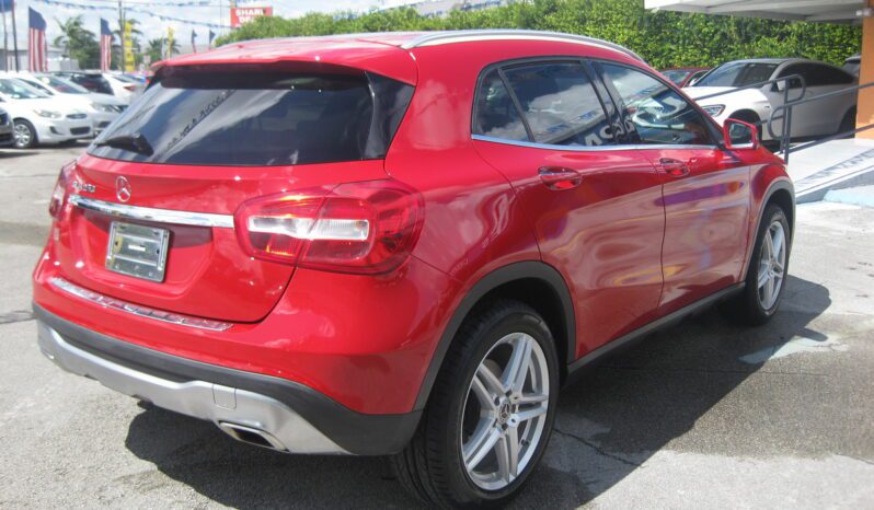 
								2019 Mercedes-Benz GLA 250 full									