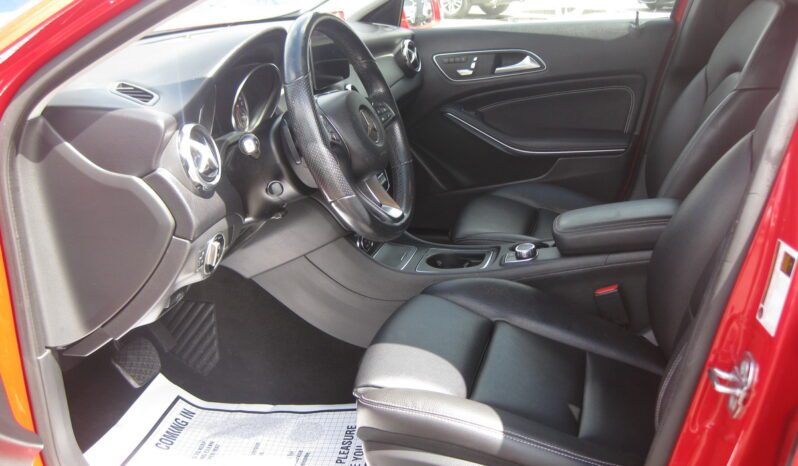 
								2019 Mercedes-Benz GLA 250 full									