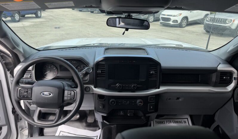 
								2022 Ford F-150 XL SuperCab full									