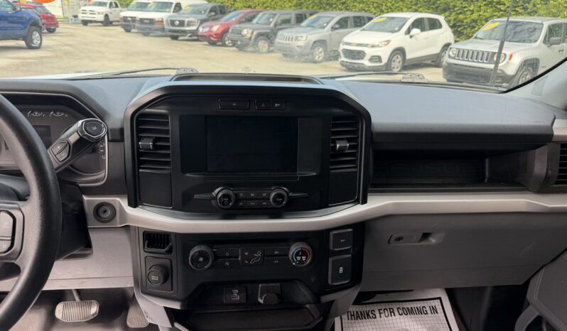 
								2022 Ford F-150 XL SuperCab full									